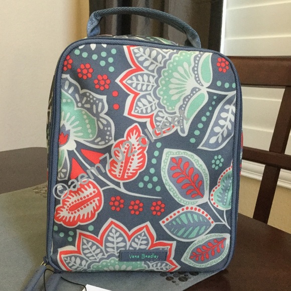 Vera Bradley Handbags - NWT VERA BRADLEY LIGHTEN UP LUNCH BUNCH